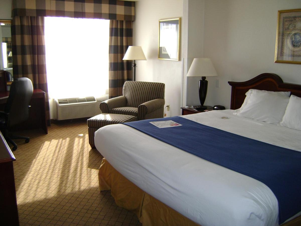 Holiday Inn Express & Suites Alliance By Ihg Eksteriør billede