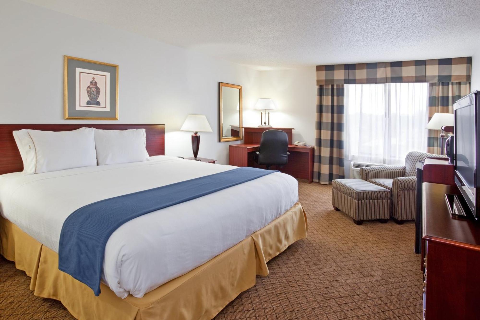 Holiday Inn Express & Suites Alliance By Ihg Eksteriør billede